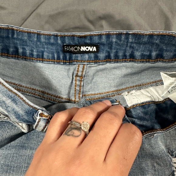 High rise shorts - Picture 4 of 4